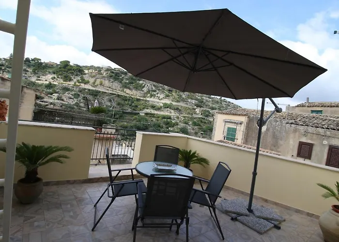 Balcony *
